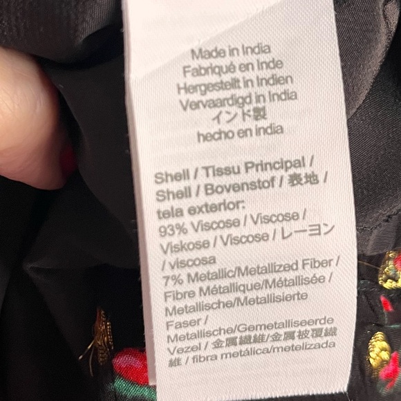 J. Crew Black and Red Ruffled Cap Sleeve floral Blouse size small - Picture 8 of 10